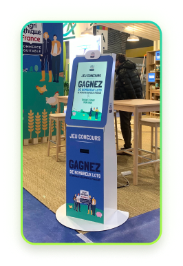 Borne interactive Nova 27 pour événements professionnels